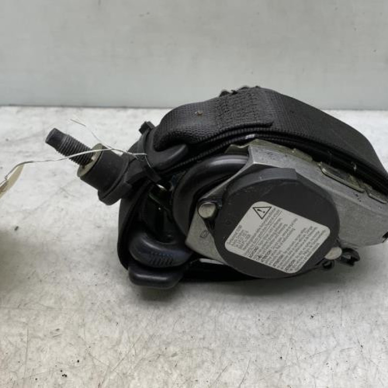Pretensionneur de ceinture avant gauche MERCEDES CLASSE B 245 Photo n°3