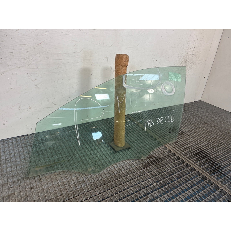 Vitre avant gauche FORD FOCUS 4 Photo n°4