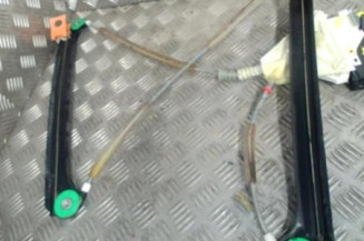 Leve vitre electrique avant droit AUDI A3 2 Photo n°1