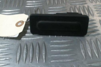 Bouton de coffre CITROEN C4 2