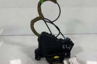 Serrure avant droit TOYOTA COROLLA 10