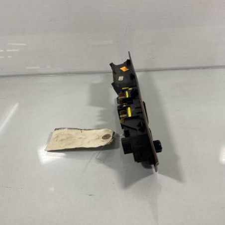 Interrupteur de leve vitre avant gauche AUDI A8 1