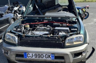 Retroviseur gauche TOYOTA RAV4 1