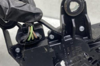 Moteur essuie glace arriere VOLKSWAGEN TOURAN 1