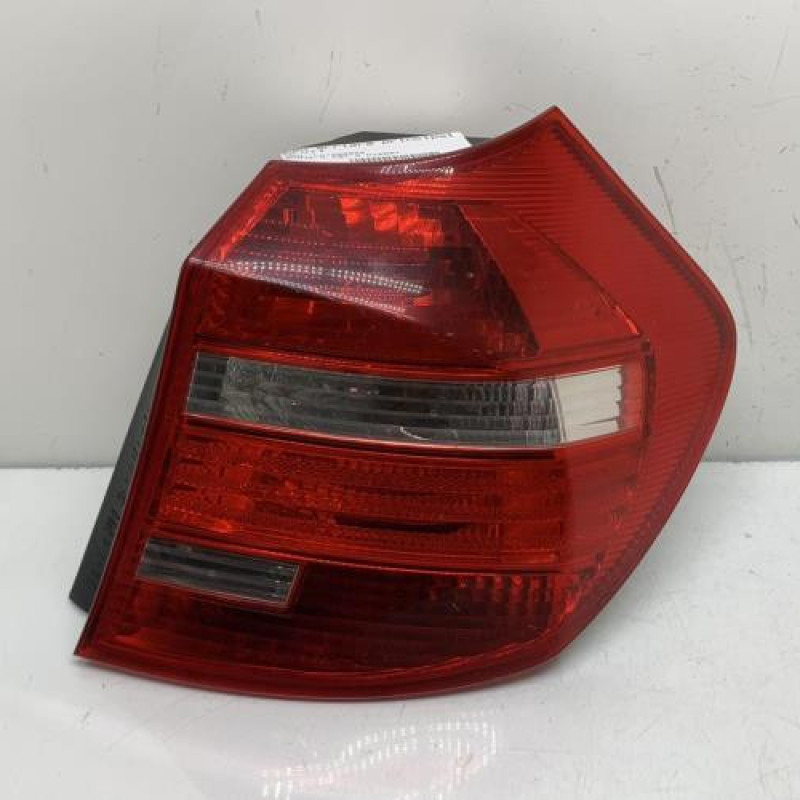 Feu arriere principal droit (feux) BMW SERIE 1 E81 Photo n°1