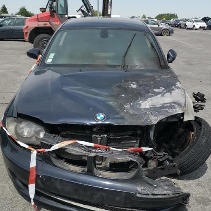 Feu arriere principal droit (feux) BMW SERIE 1 E81 Photo n°4