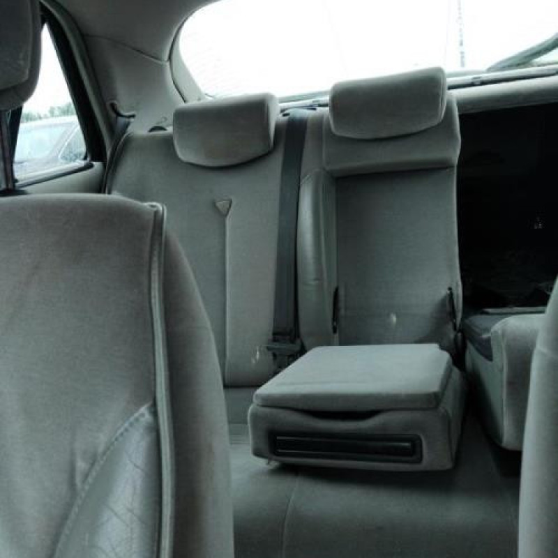 Serrure avant gauche RENAULT LAGUNA 2 Photo n°9