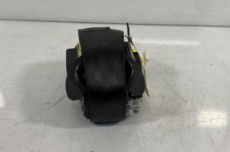 Pretensionneur de ceinture avant gauche VOLKSWAGEN GOLF 5