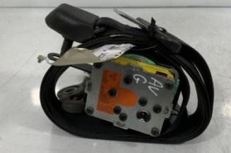 Pretensionneur de ceinture avant gauche TOYOTA YARIS 2 Photo n°1