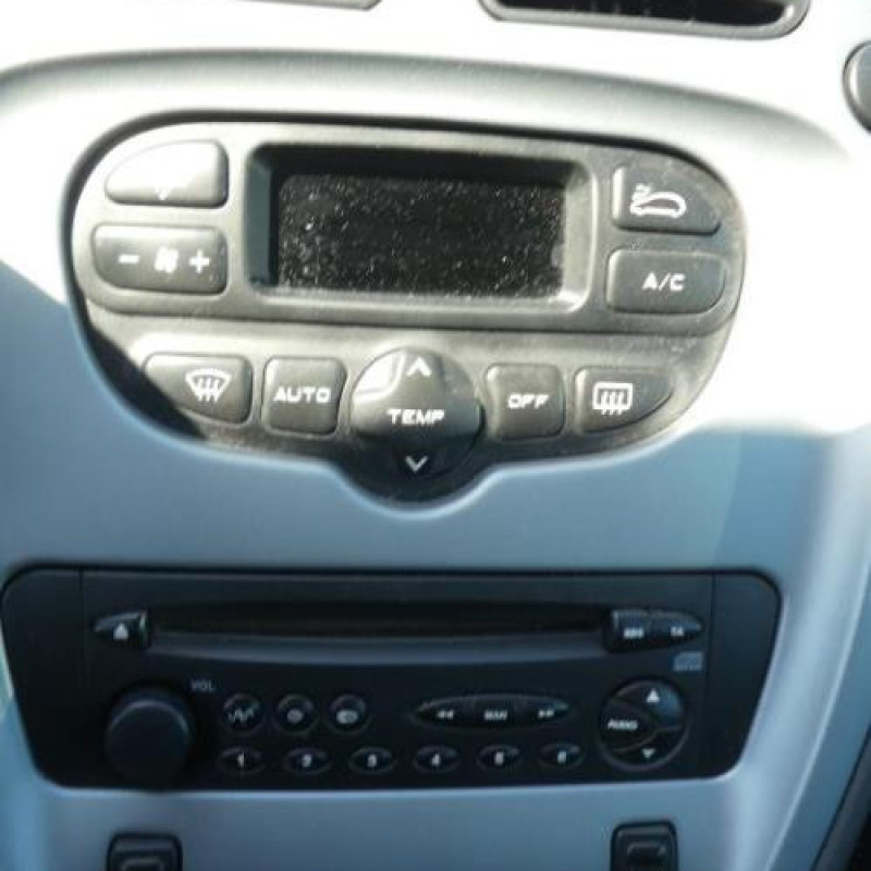 Pretensionneur de ceinture avant droit CITROEN XSARA PICASSO Photo n°10