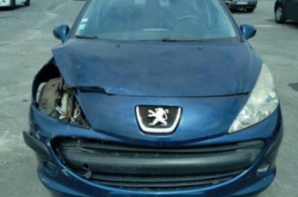 Calculateur moteur PEUGEOT 207
