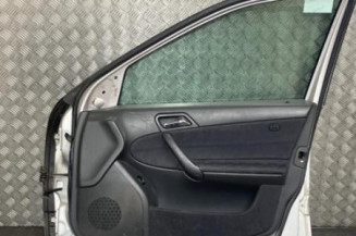 Porte avant droit MERCEDES CLASSE C 203