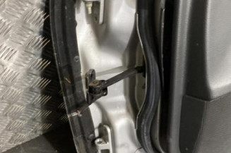 Porte avant droit MERCEDES CLASSE C 203
