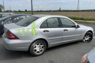 Porte avant droit MERCEDES CLASSE C 203
