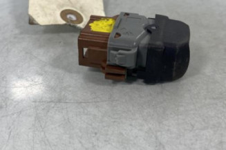 Interrupteur de leve vitre avant gauche RENAULT CLIO 3