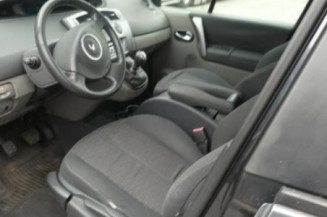 Calculateur moteur RENAULT GRAND SCENIC 2