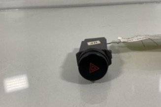 Bouton de warning CHEVROLET AVEO 1 Photo n°1