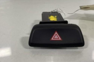 Bouton de warning KIA PICANTO 2 Photo n°1