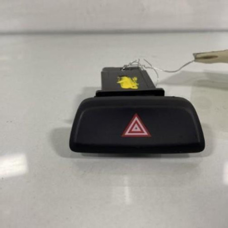 Bouton de warning KIA PICANTO 2 Photo n°1