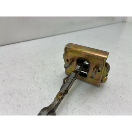 Arret de porte avant droit PEUGEOT 307