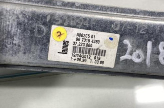 Leve vitre electrique avant droit PEUGEOT 208 1