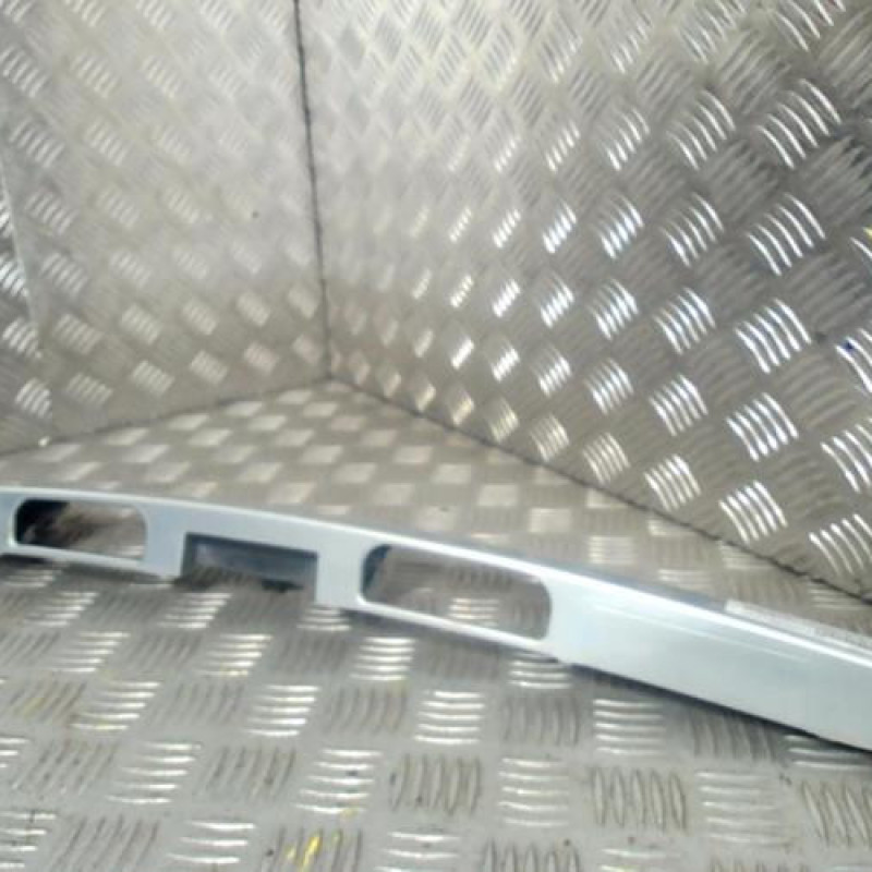 Bouton de coffre PEUGEOT 308 1 SW Photo n°2