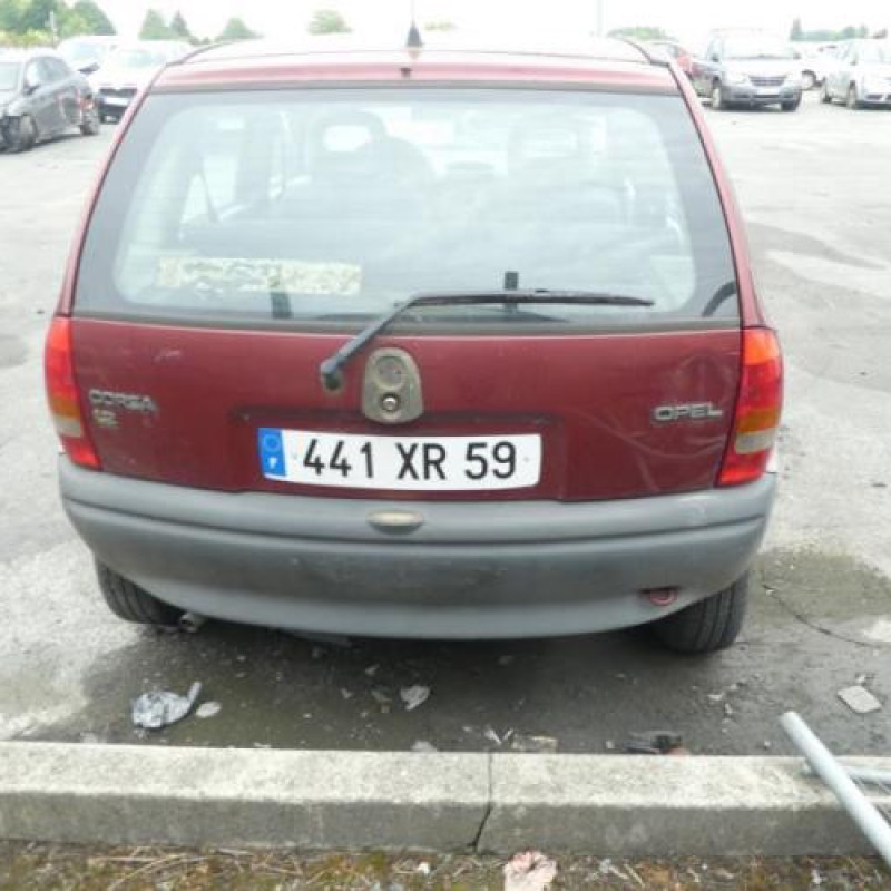Feu arriere principal droit (feux) OPEL CORSA B Photo n°5