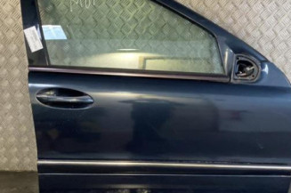 Porte avant droit MERCEDES CLASSE C 203 Photo n°1