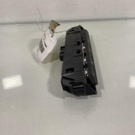 Bouton de warning VOLKSWAGEN PASSAT 7