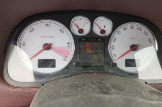 Pretensionneur de ceinture avant droit PEUGEOT 307