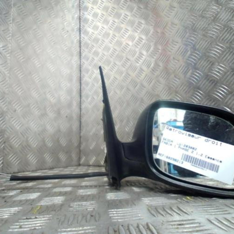 Retroviseur droit SKODA FABIA 1 Photo n°1
