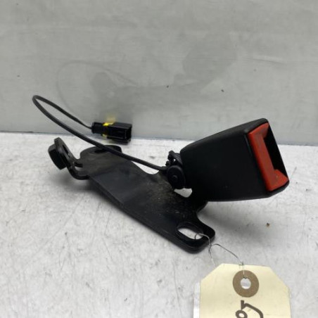 Attache ceinture arriere gauche FIAT 500X