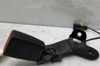 Attache ceinture arriere gauche FIAT 500X