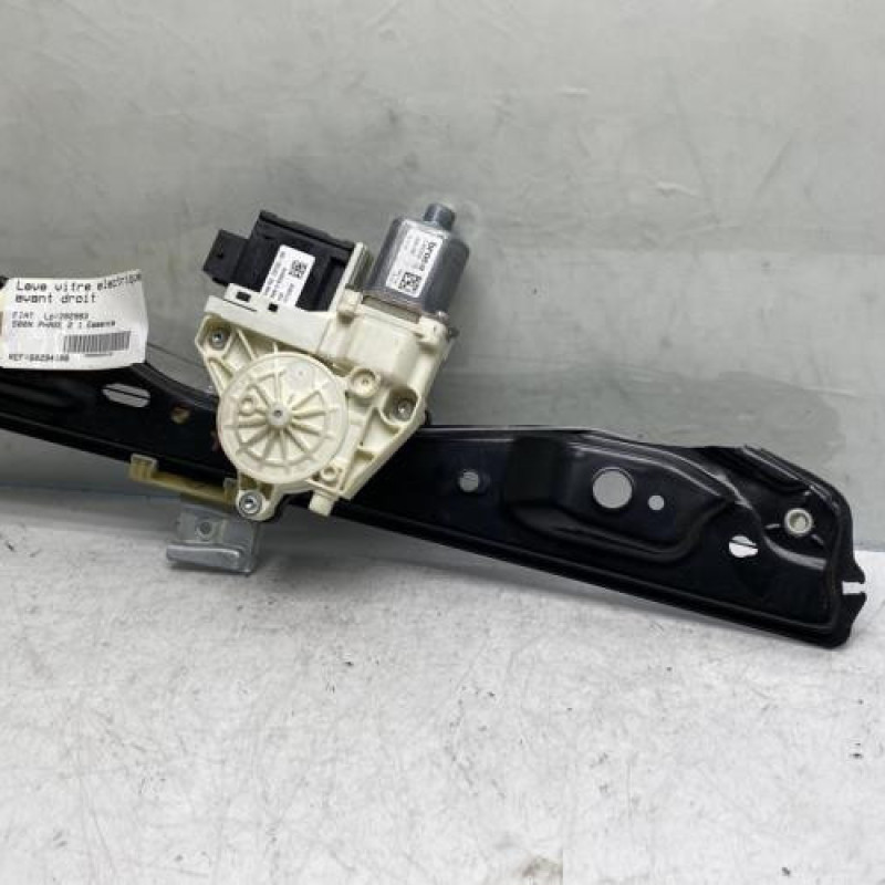Leve vitre electrique avant droit FIAT 500X Photo n°6