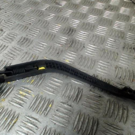 Bras essuie glace arriere NISSAN NOTE 1