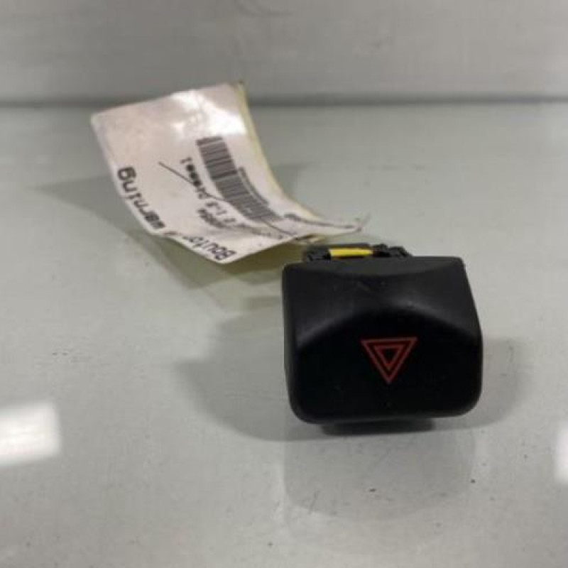 Bouton de warning NISSAN NOTE 1 Photo n°1