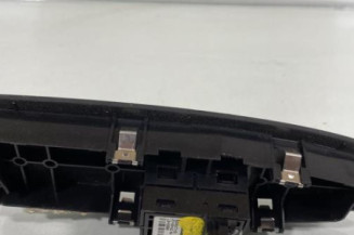 Interrupteur de leve vitre avant droit BMW SERIE 1 F20
