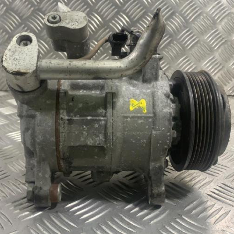Compresseur clim BMW SERIE 1 F20 Photo n°1