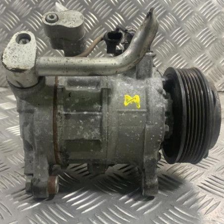 Compresseur clim BMW SERIE 1 F20 Photo n°1