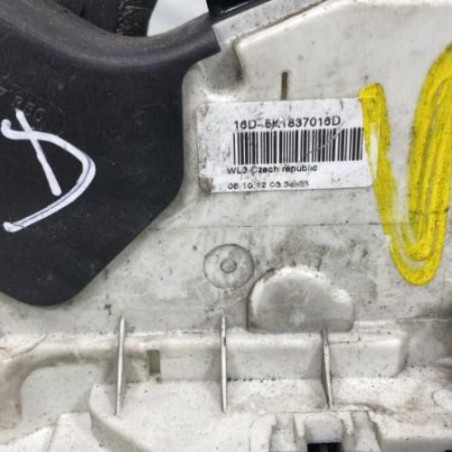 Serrure avant droit VOLKSWAGEN POLO 5