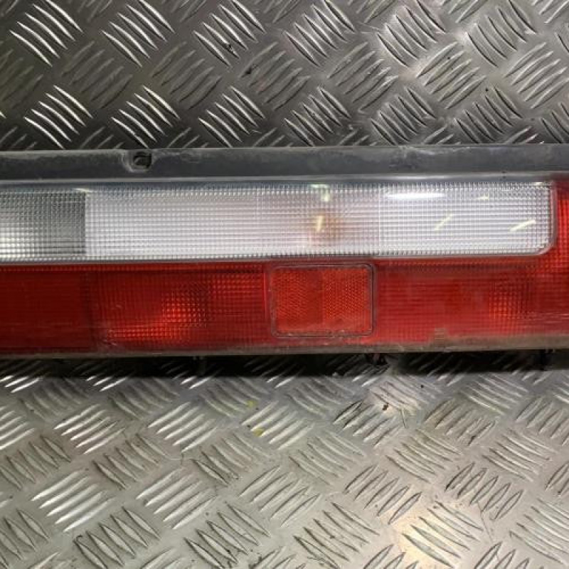 Feu arriere principal droit (feux) SUZUKI SWIFT 2 Photo n°1