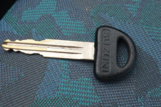 Feu arriere principal gauche (feux) SUZUKI SWIFT 2