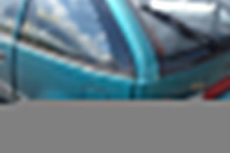 Leve vitre electrique avant gauche SUZUKI SWIFT 2