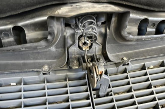 Capot MERCEDES CLASSE E 210