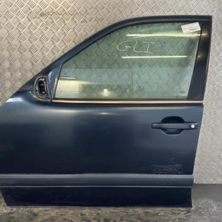Porte avant gauche MERCEDES CLASSE E 210 Photo n°1