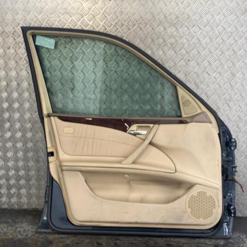 Porte avant gauche MERCEDES CLASSE E 210 Photo n°3