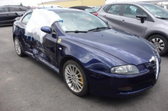 Malle/Hayon arriere ALFA ROMEO GT