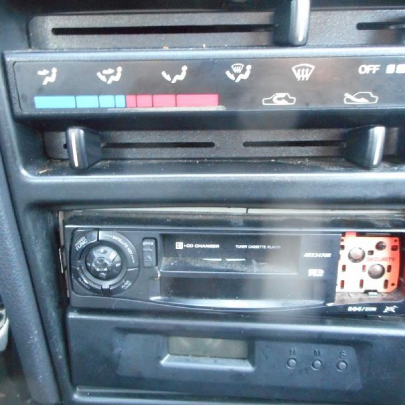 Serrure avant droit SUZUKI SWIFT 2 Photo n°10
