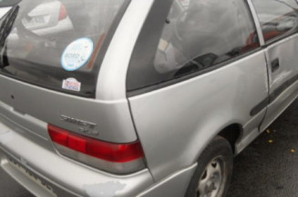 Vitre avant droit SUZUKI SWIFT 2