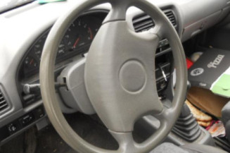 Vitre avant droit SUZUKI SWIFT 2